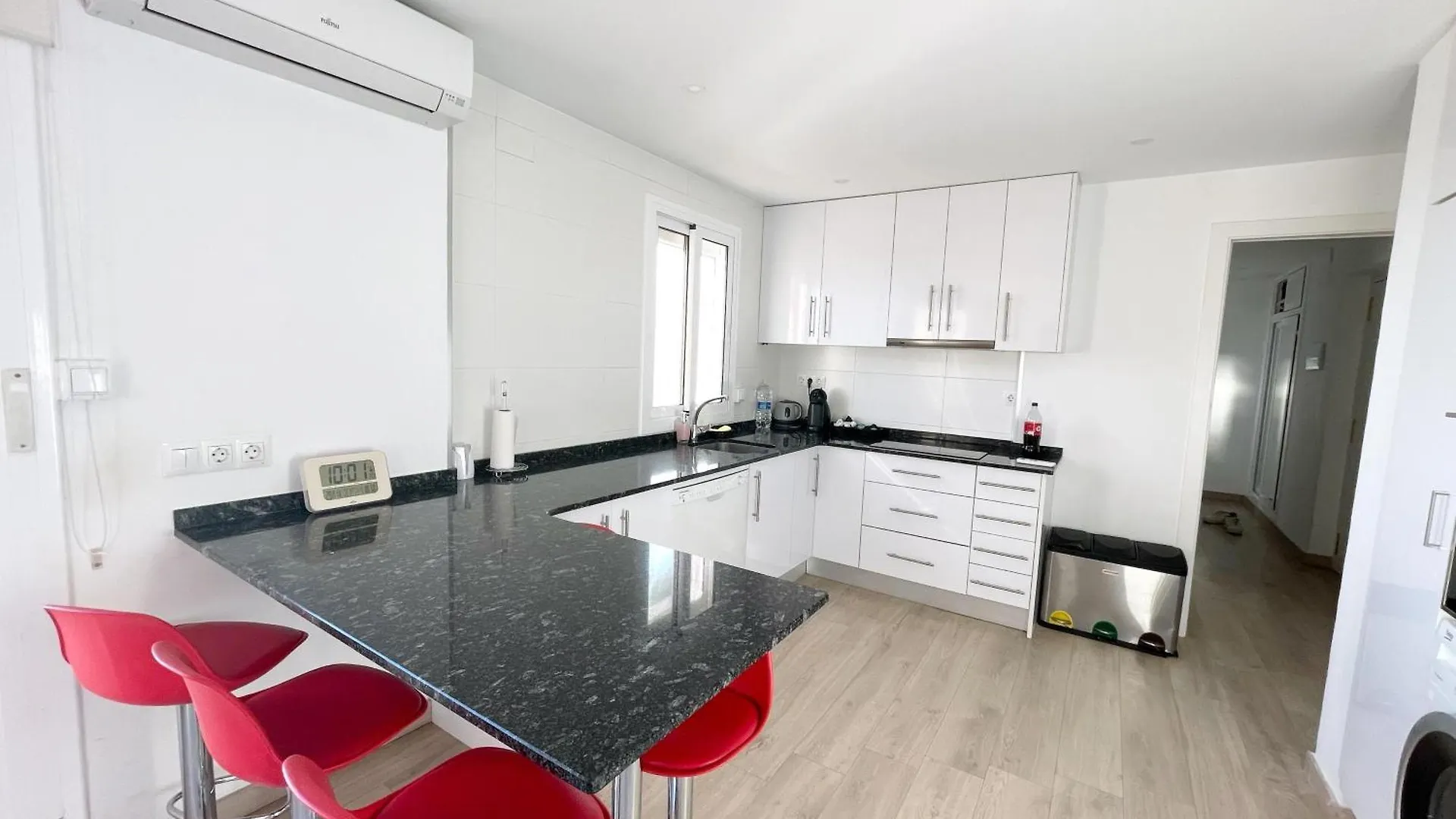 דירות Atico Con Terraza En לה פינדה